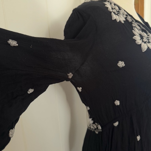 Free People Embroidered Fable Midi Dress Small Black - Picture 8 of 9